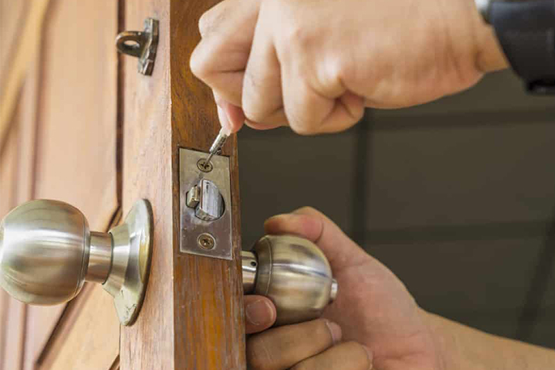 Maintaining & Repairing Locks: